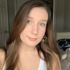 Meet your Posher, Nina